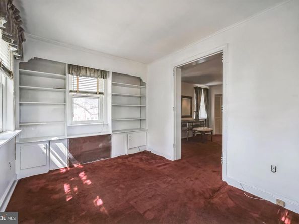 226 E Sedgwick Street, Philadelphia PA 19119