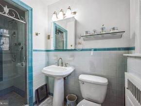 226 E Sedgwick Street, Philadelphia PA 19119