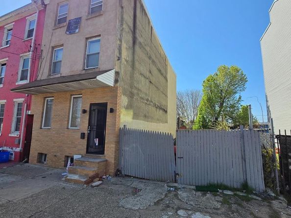 2232 N 2nd Street, Philadelphia PA 19133