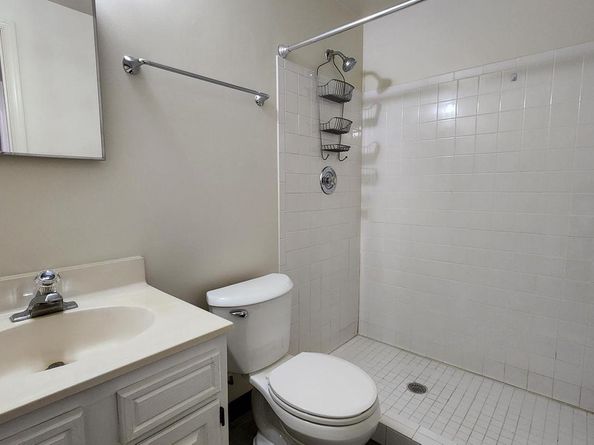 2028 6TH Street S, Arlington VA 22204