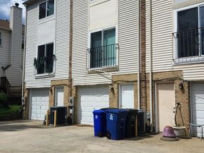 2028 6TH Street S, Arlington VA 22204