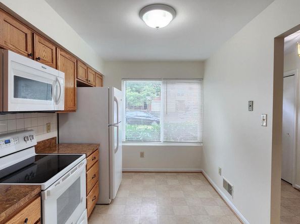 2028 6TH Street S, Arlington VA 22204