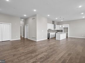 418 Jefferson Avenue 11, Bristol PA 19007