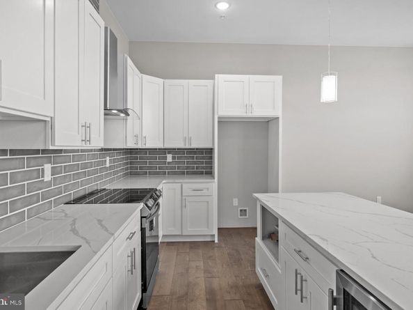 418 Jefferson Avenue 11, Bristol PA 19007