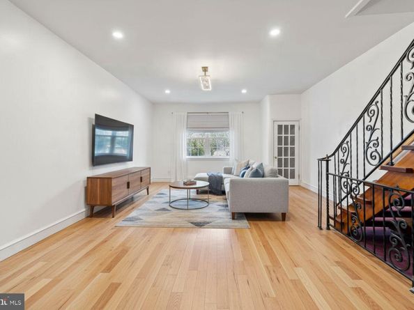 1201 Dickinson Street, Philadelphia PA 19147