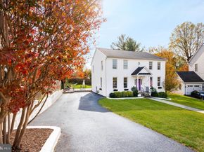 4752 33rd Street N, Arlington VA 22207