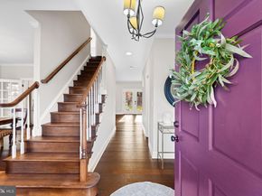 4752 33rd Street N, Arlington VA 22207