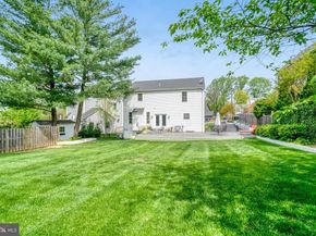 4752 33rd Street N, Arlington VA 22207