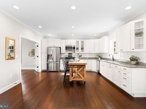 4752 33rd Street N, Arlington VA 22207