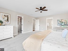 4752 33rd Street N, Arlington VA 22207