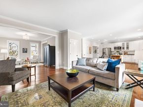 4752 33rd Street N, Arlington VA 22207