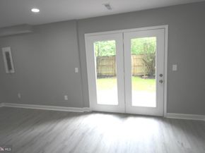 1029 Kings Court, Herndon VA 20170