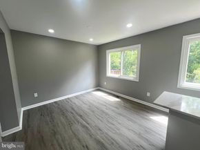 1029 Kings Court, Herndon VA 20170
