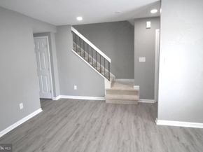 1029 Kings Court, Herndon VA 20170