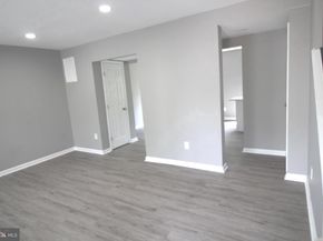 1029 Kings Court, Herndon VA 20170