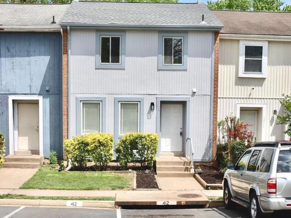 1029 Kings Court, Herndon VA 20170
