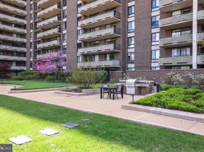 1800 Old Meadow Road 916, Mclean VA 22102