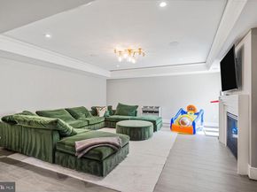 1109 Towlston Road, Mclean VA 22102