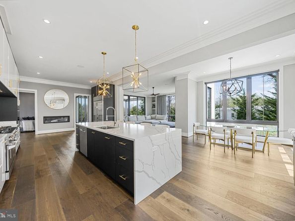 1109 Towlston Road, Mclean VA 22102