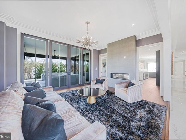 1109 Towlston Road, Mclean VA 22102
