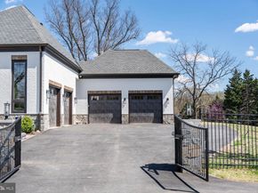 1109 Towlston Road, Mclean VA 22102