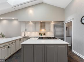 2007 Spring Branch Drive, Vienna VA 22181