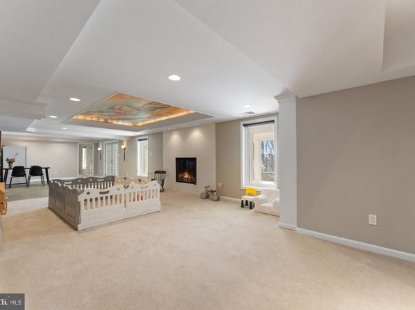 2007 Spring Branch Drive, Vienna VA 22181