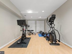 2007 Spring Branch Drive, Vienna VA 22181