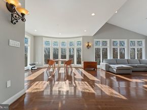 2007 Spring Branch Drive, Vienna VA 22181