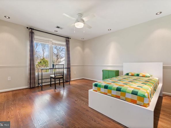 2007 Spring Branch Drive, Vienna VA 22181