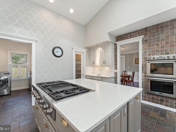 2007 Spring Branch Drive, Vienna VA 22181