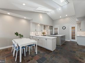2007 Spring Branch Drive, Vienna VA 22181