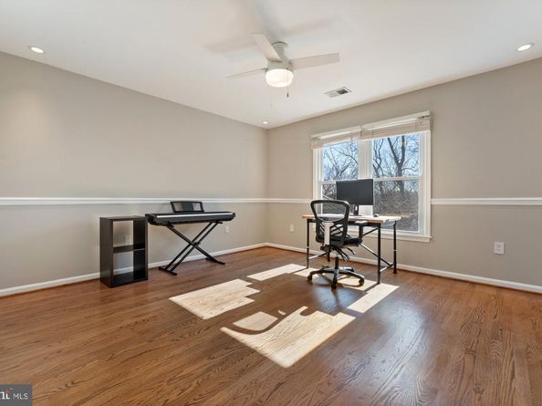 2007 Spring Branch Drive, Vienna VA 22181