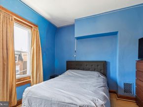 225 Buckingham Place, Philadelphia PA 19104