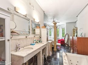 225 Buckingham Place, Philadelphia PA 19104