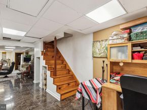 225 Buckingham Place, Philadelphia PA 19104