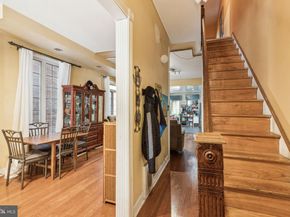 225 Buckingham Place, Philadelphia PA 19104