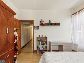 225 Buckingham Place, Philadelphia PA 19104