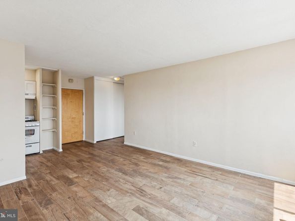 2101 Chestnut Street 1711, Philadelphia PA 19103