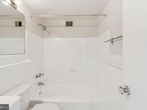 2101 Chestnut Street 1711, Philadelphia PA 19103