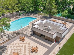250 S Reynolds Street 612, Alexandria VA 22304