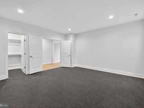910 Fairway Drive NE, Vienna VA 22180