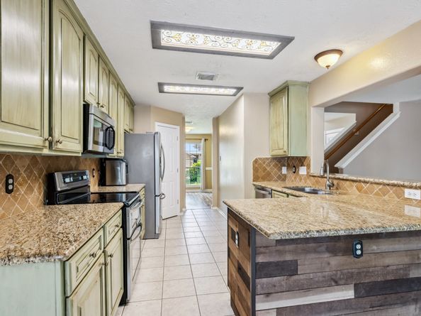19 Almond Branch Place, The Woodlands TX 77382