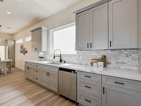 2905 Nagle Street, Houston TX 77004