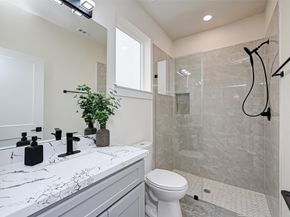 2905 Nagle Street, Houston TX 77004