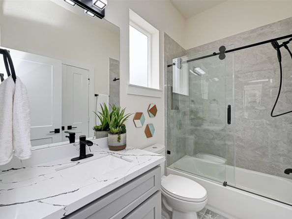 2905 Nagle Street, Houston TX 77004