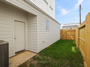2905 Nagle Street, Houston TX 77004