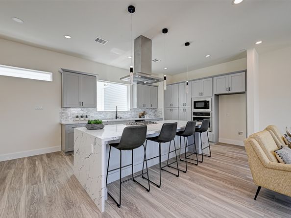 2905 Nagle Street, Houston TX 77004