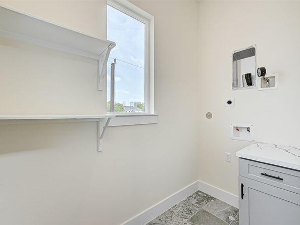 2905 Nagle Street, Houston TX 77004