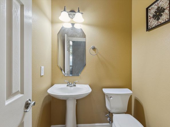 10707 Mandavilla Dr Drive, Houston TX 77095